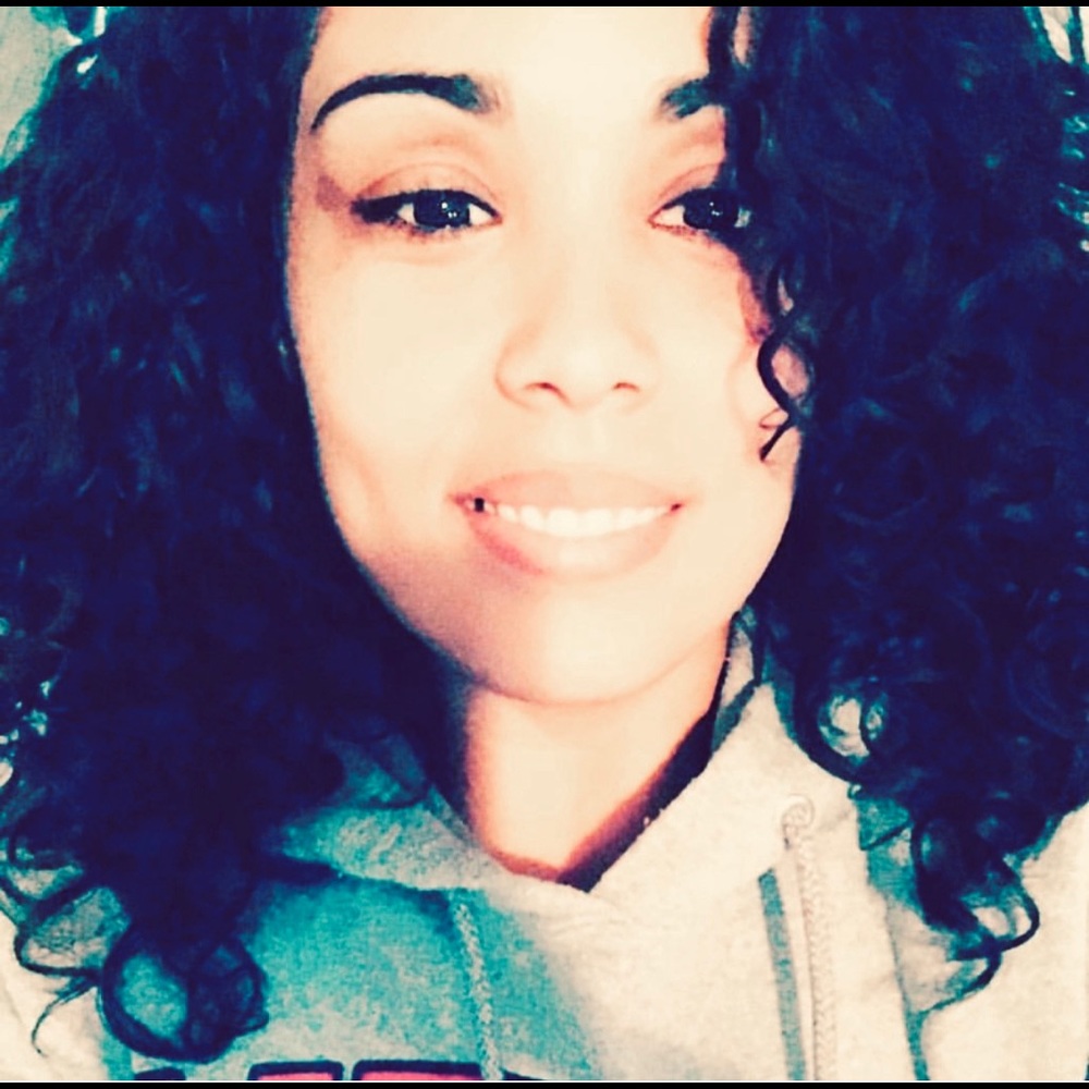 Meet your Posher, Massiel